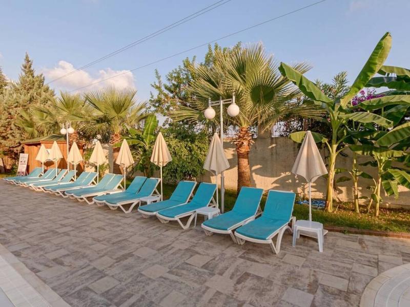 Akalia Suite Hotel & Spa