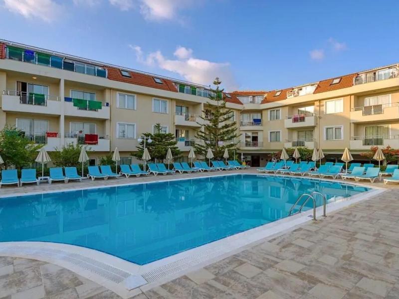 Akalia Suite Hotel & Spa