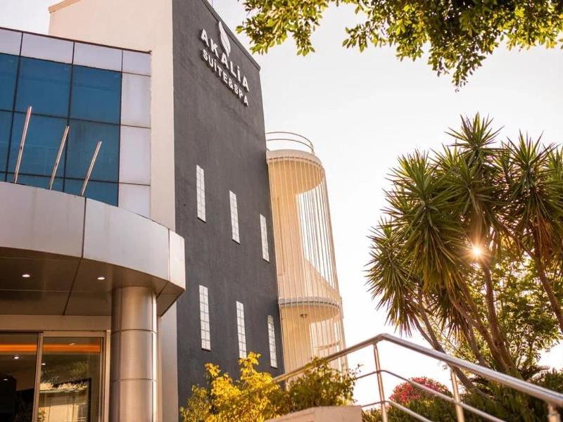 Akalia Suite Hotel & Spa