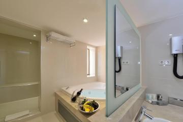 Отель Movenpick Istanbul Bosphorus Турция, Бешикташ, фото 3