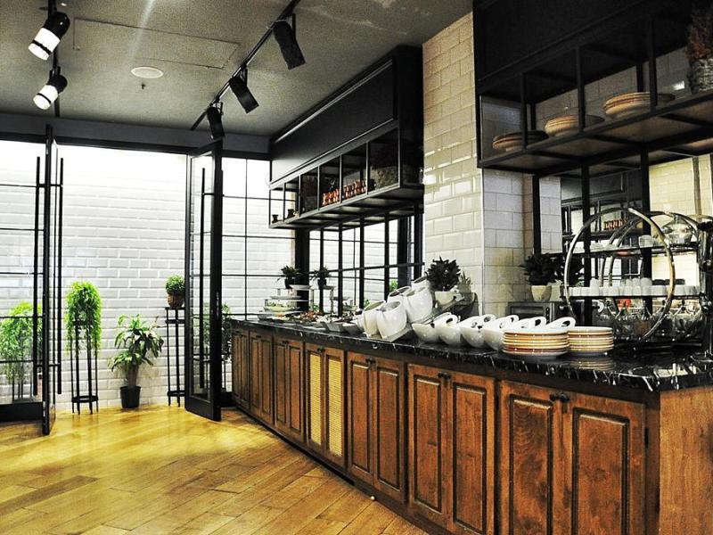 Grand Aras Hotel & Suites