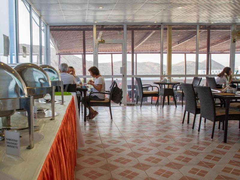 Al Ayjah Plaza Hotel