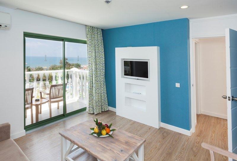 Iz Flower Side Beach