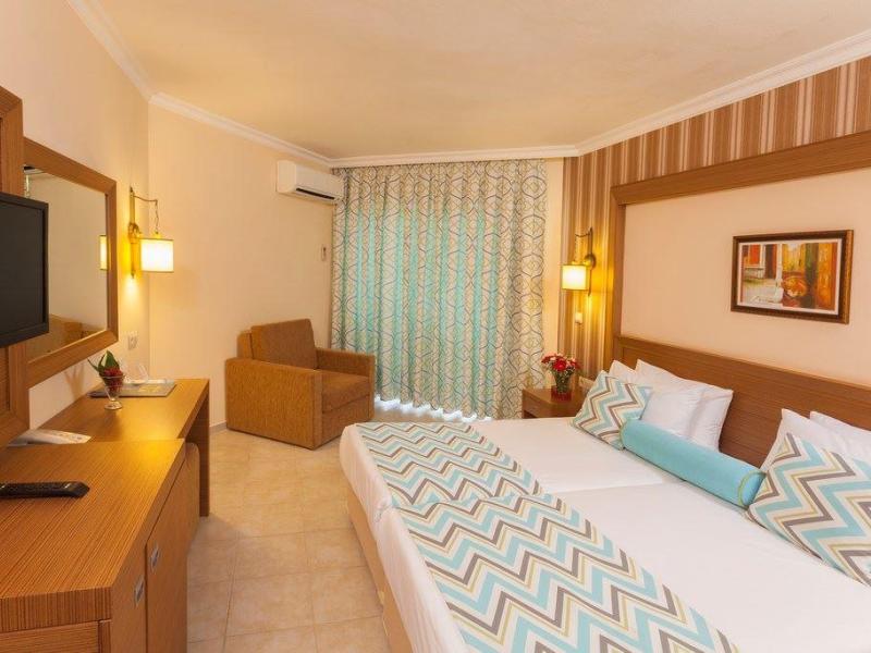 Iz Flower Side Beach