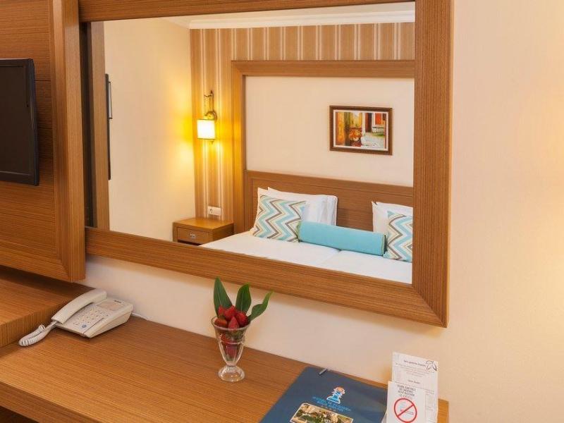 Iz Flower Side Beach