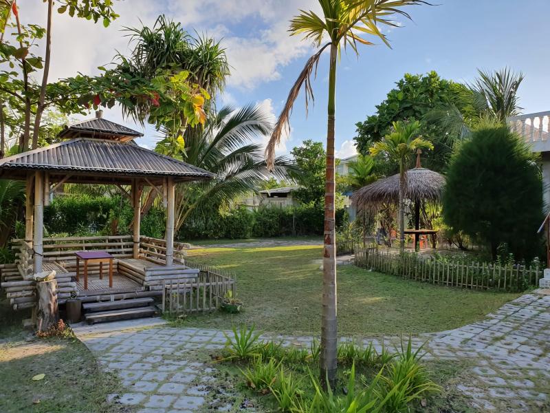 Nazaki Residences Beach Hotel