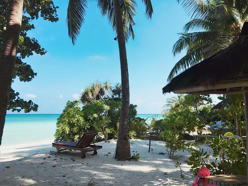 Nazaki Residences Beach Hotel