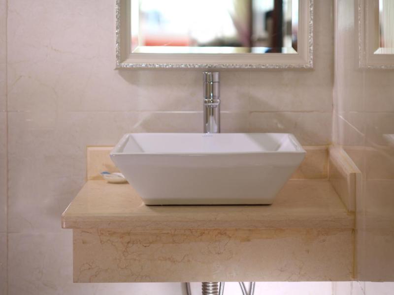 Care Hotel Coast Collection