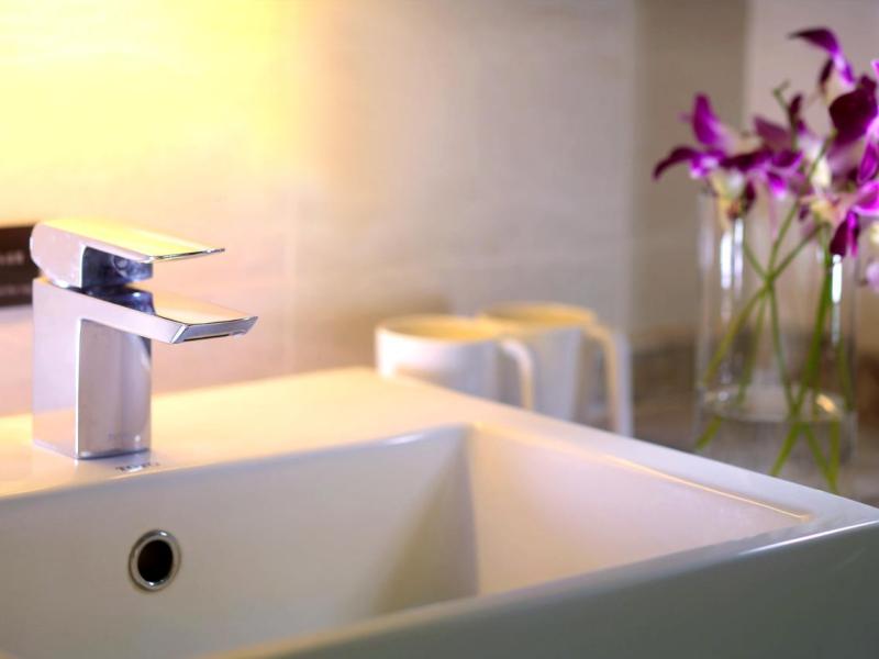 Care Hotel Sunshine Collection