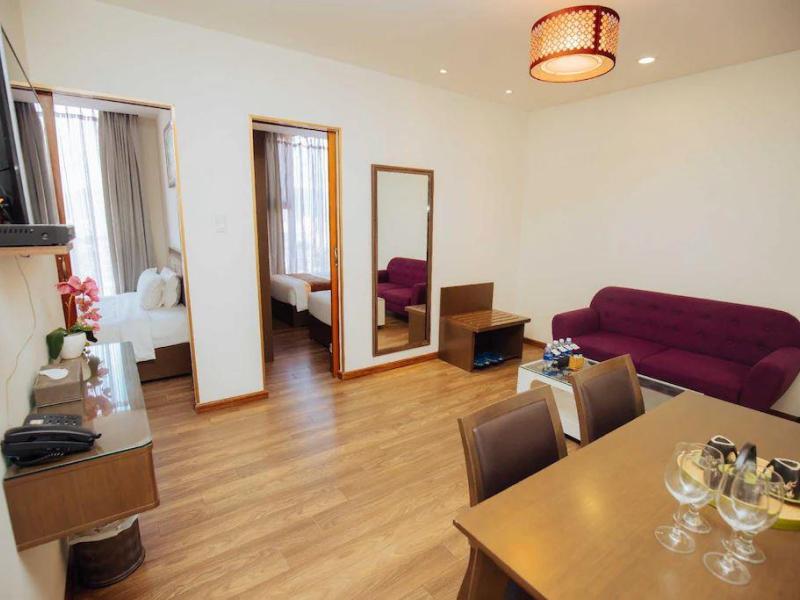 Danaciti Hotel