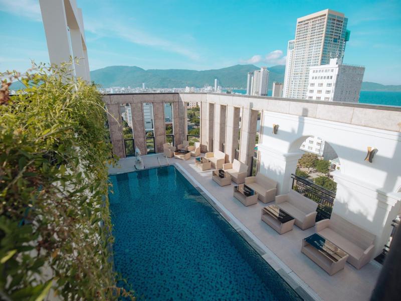 Danaciti Hotel