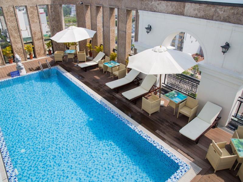 Danaciti Hotel