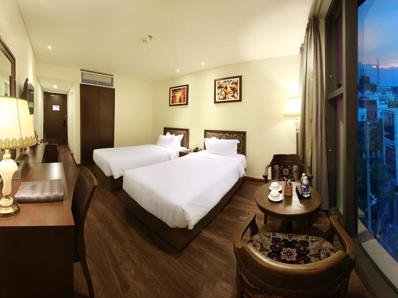 Danaciti Hotel