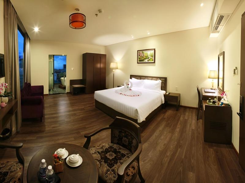 Danaciti Hotel