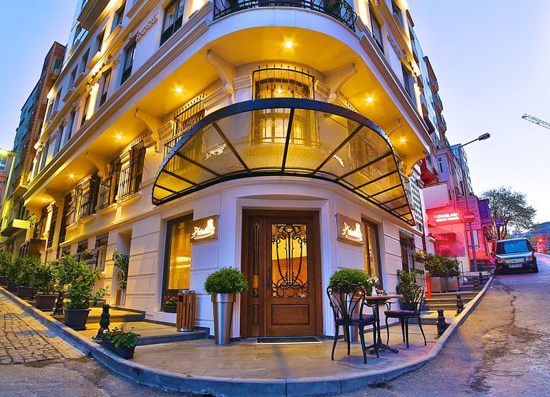 Adelmar Hotel