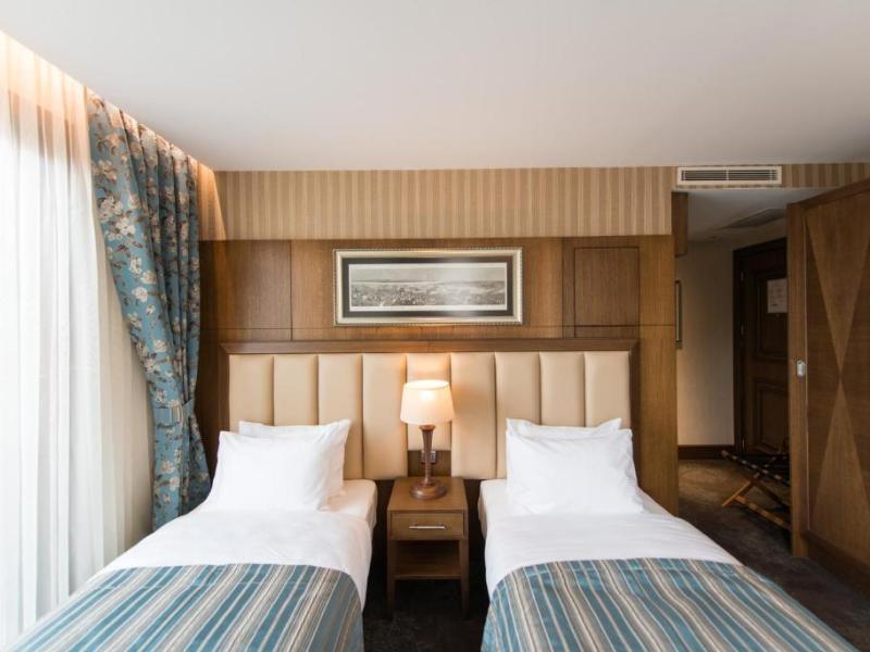 Adelmar Hotel