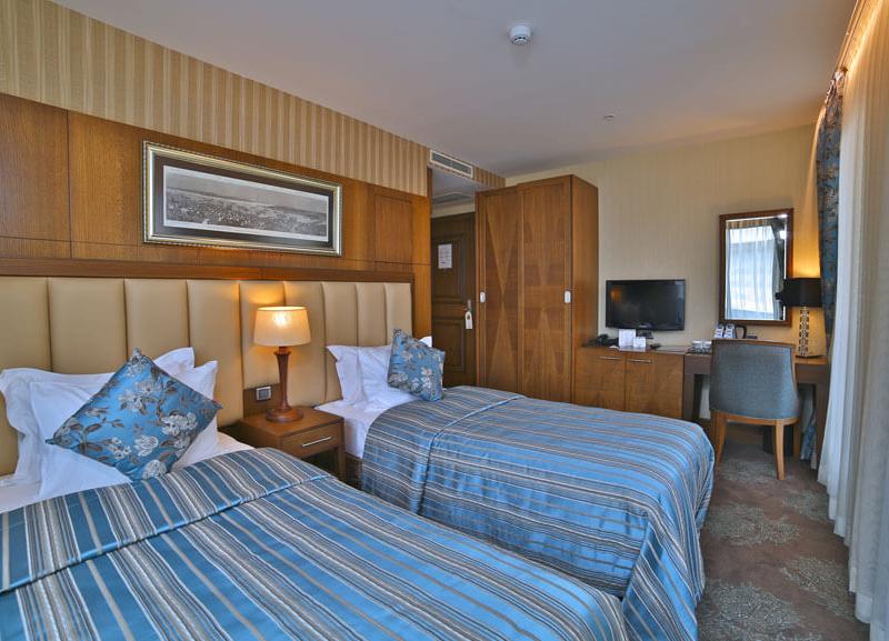 Adelmar Hotel