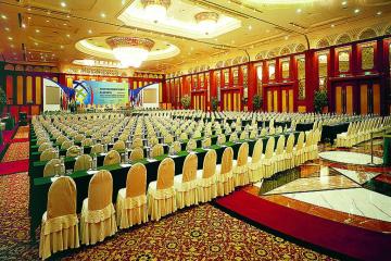 Отель Dalian Furama Китай, Далянь, фото 44