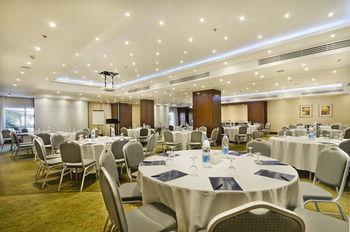 Hilton Alexandria Green Plaza