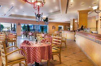Hilton Alexandria Green Plaza