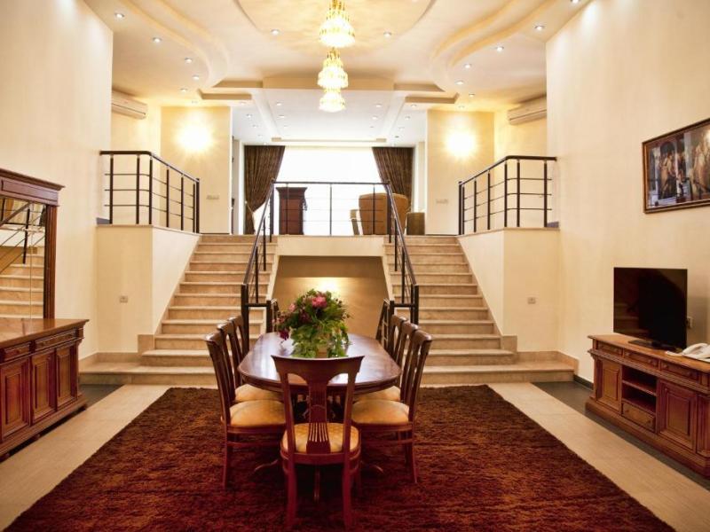 Multi Grand Pharaon Hotel