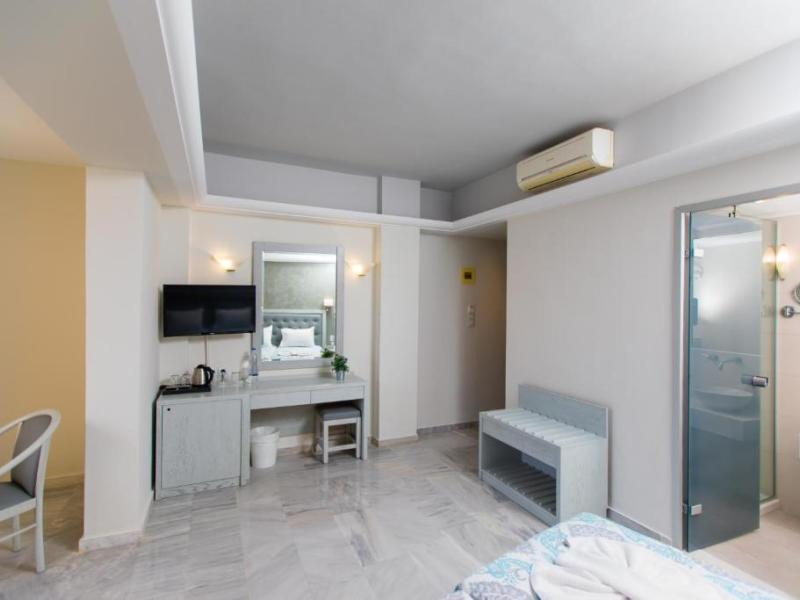 Anita Beach Hotel