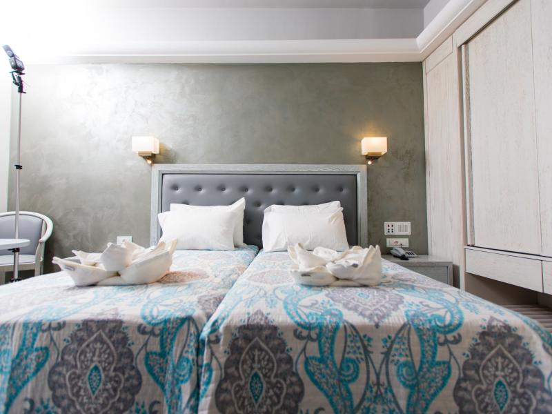Anita Beach Hotel