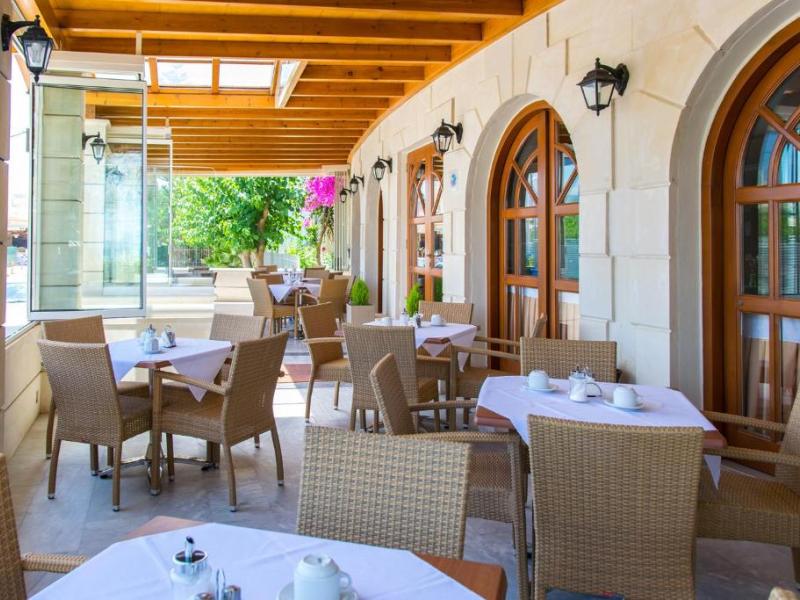 Anita Beach Hotel