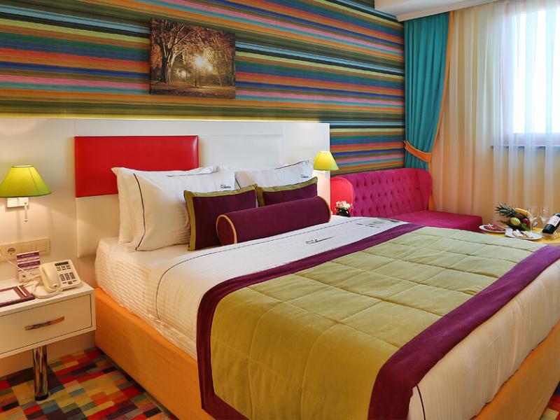 Mayi Hotel