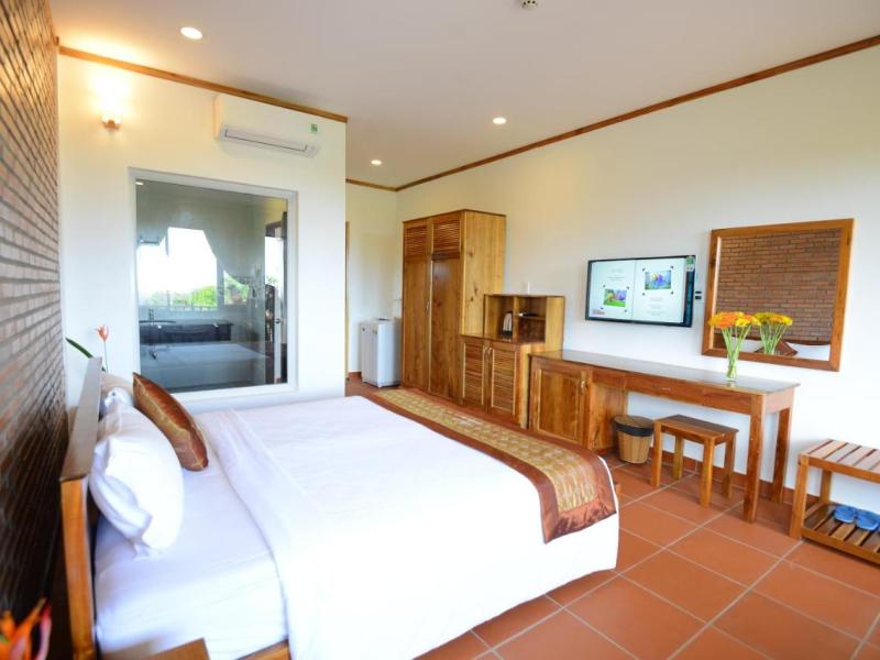 The Garden House Resort