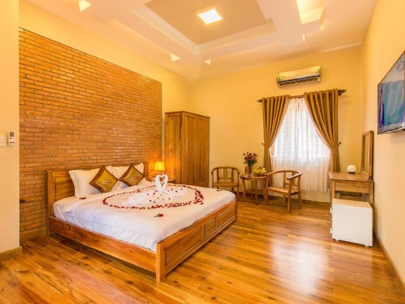 The Garden House Resort