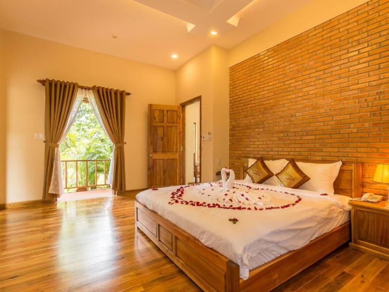 The Garden House Resort