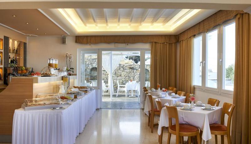 Damianos Hotel