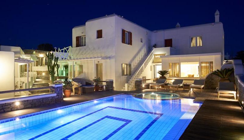 Damianos Hotel