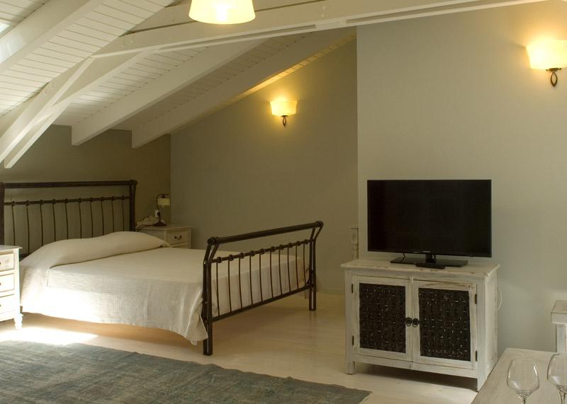 Arethousa Hotel
