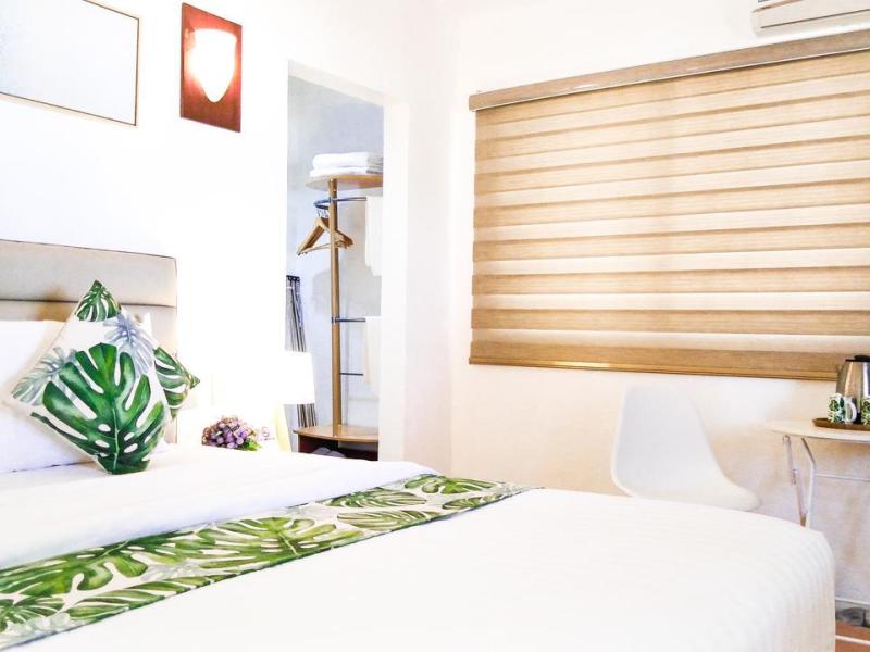 Grand Blue Beach Hotel