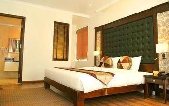 City Bay Palace Hotel