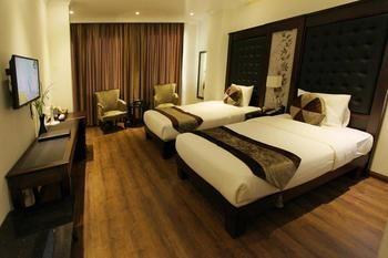 City Bay Palace Hotel