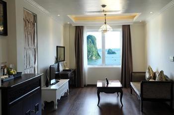 City Bay Palace Hotel