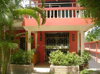 Chez Charly Bungalow