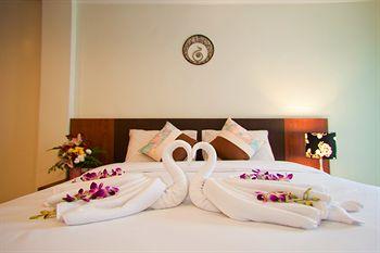 Deva Patong Suites Hotel