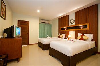 Deva Patong Suites Hotel
