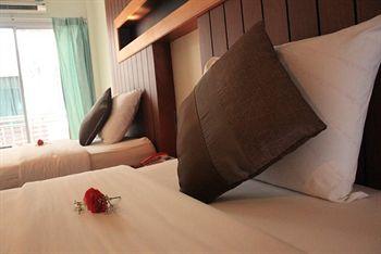 Deva Patong Suites Hotel