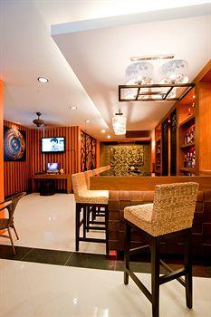 Deva Patong Suites Hotel