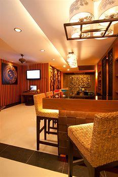 Deva Patong Suites Hotel