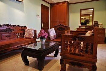 Baan SS Karon