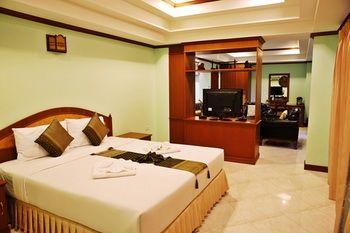 Baan SS Karon