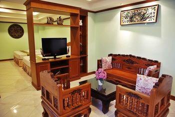 Baan SS Karon