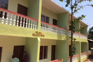 Отель Apricot Inn Miloza Holiday Homes Индия, Мандрем, фото 2