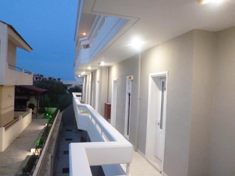 Alkyonides Apartments